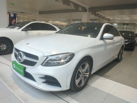 奔驰C级 2020款 改款 C 260 L 运动版