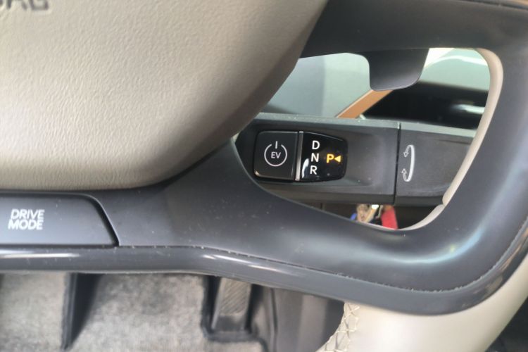 起亚EV5 2024款 530 Land中控内饰18