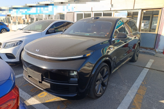 理想汽车 理想L9 2025款 Ultra 智能焕新版