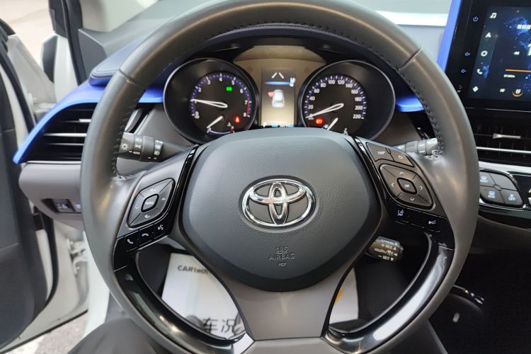 丰田C-HR 2021款 2.0L 豪华版局部细节13