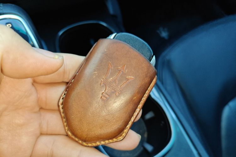 玛莎拉蒂 Ghibli 2014款 3.0T 标准版中控内饰11