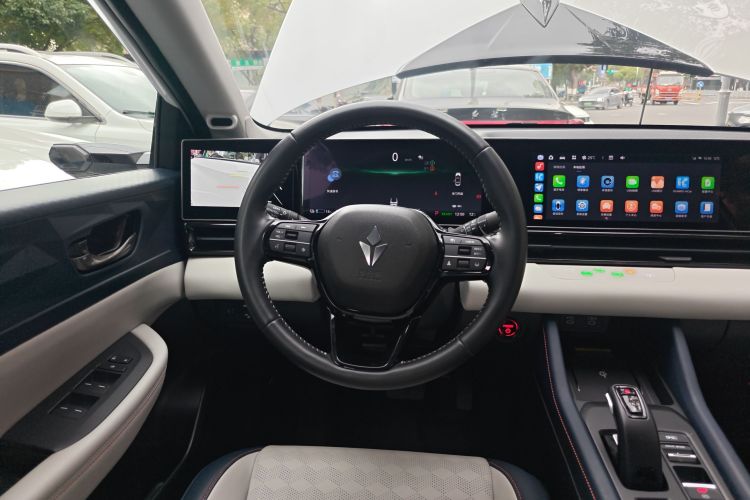 灵悉L 2024款 头号玩家版中控内饰13