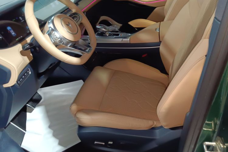 岚图汽车 岚图FREE 2022款 四驱超长续航纯电版中控内饰19