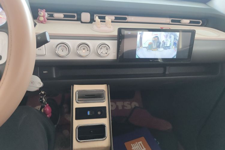 五菱汽车 宏光MINIEV 2022款 GAMEBOY 200km 玩咖款 磷酸铁锂中控内饰16