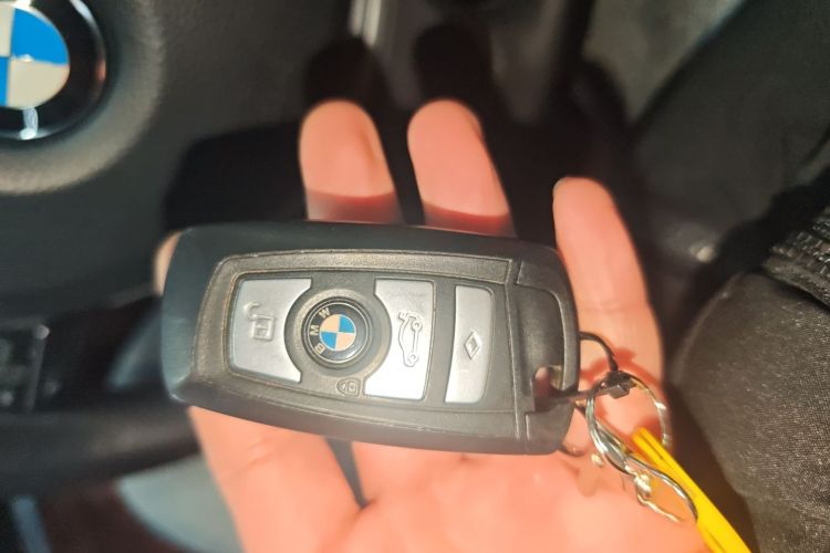 宝马5系 2014款 528Li 领先型中控内饰7001