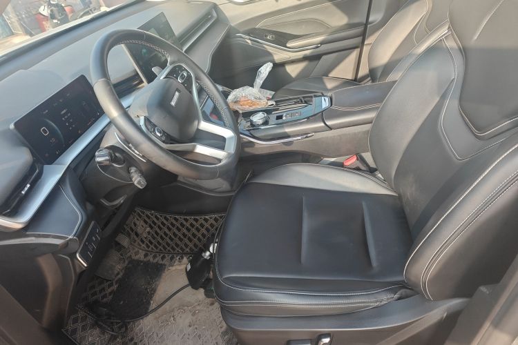 哈弗H6 2021款 第三代 1.5T 自动两驱Pro中控内饰19