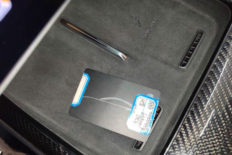 小米汽车 小米SU7 Ultra 2025款 Ultra中控内饰7001