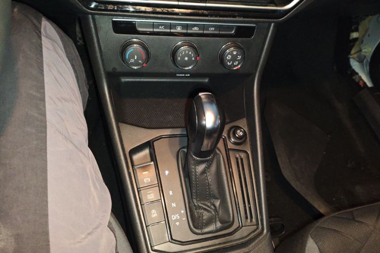 大众 朗逸 2023款 1.5L 自动得逸版中控内饰18