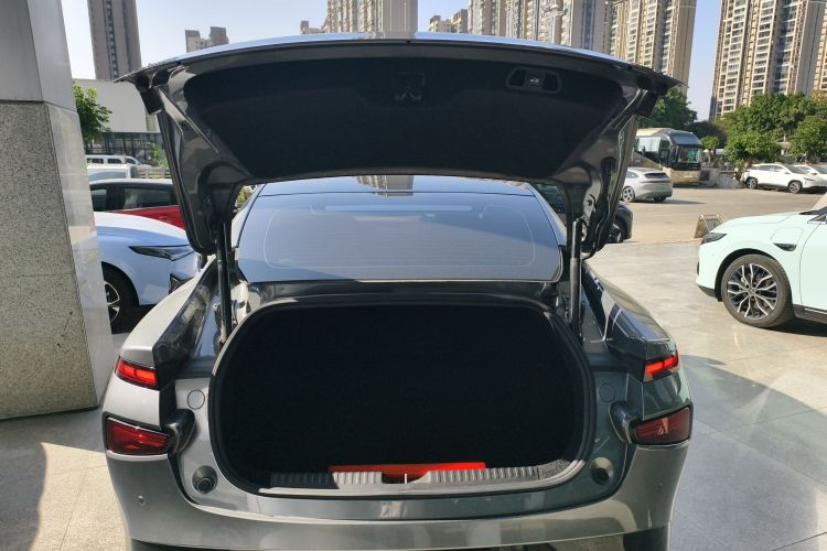 小鹏P7 2022款 625E机舱底盘23