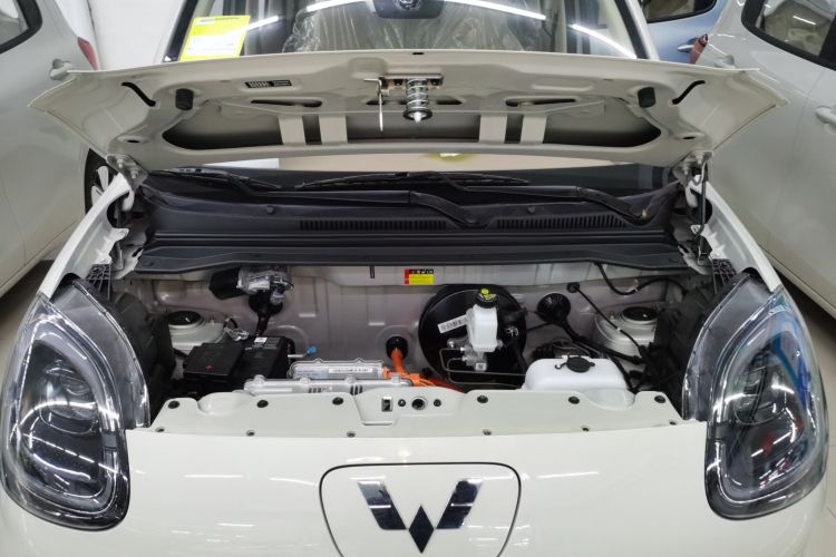 五菱汽车 宏光MINIEV 2025款 四门版 进阶款机舱底盘24