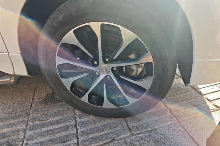 本田 冠道 2019款 240TURBO 两驱精英版车身外观10