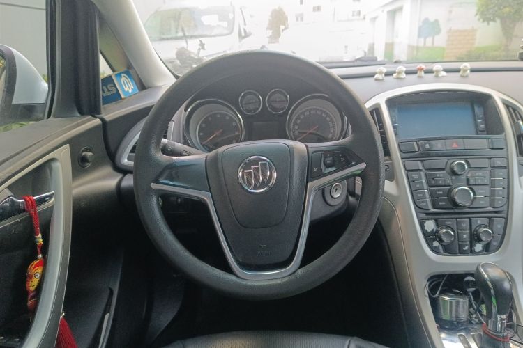 别克 英朗 2014款 XT 1.6L 自动时尚版局部细节13