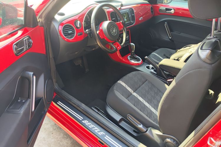 大众 甲壳虫 2018款 180TSI 尚乐型中控内饰7003