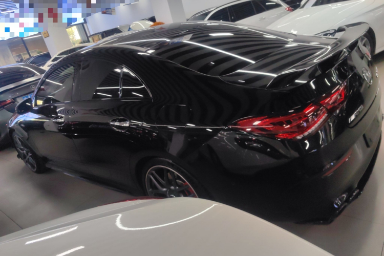 奔驰CLA AMG 2022款 AMG CLA 45 S 4MATIC+  55周年纪念版车身外观4