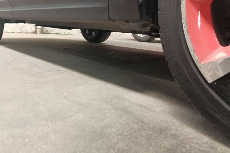 领克06 2020款 1.5T 耀Halo机舱底盘29