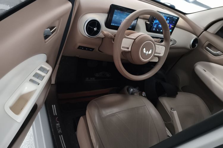 五菱汽车 宏光MINIEV 2025款 四门版 进阶款中控内饰20