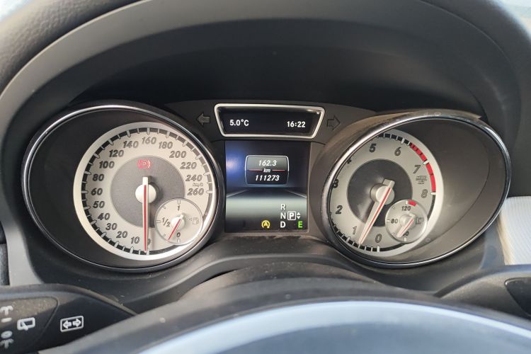 奔驰GLA 2015款 GLA 200 时尚型中控内饰14