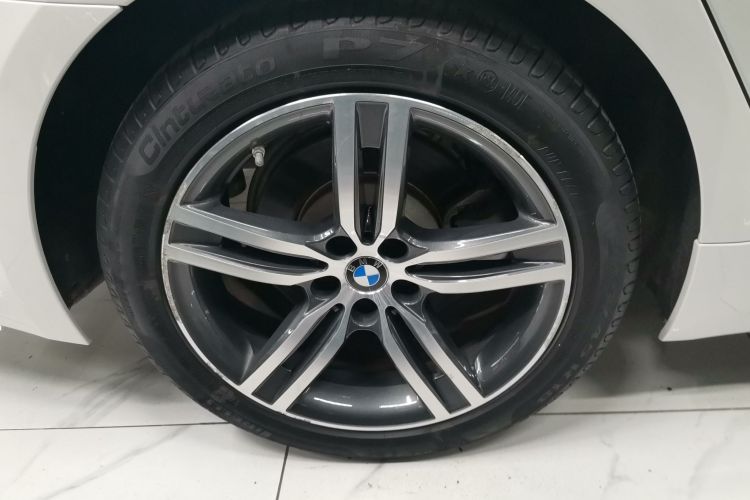 宝马5系 2021款 530Li xDrive 豪华套装车身外观6008