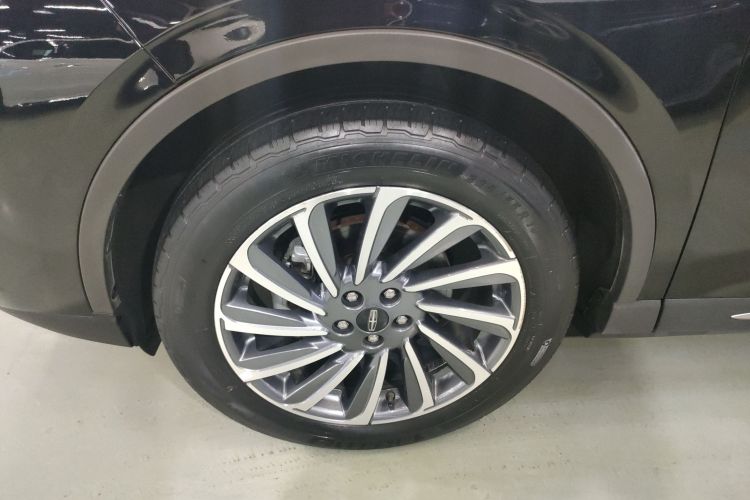 林肯 冒险家 2023款 2.0T 两驱尊雅版车身外观6007