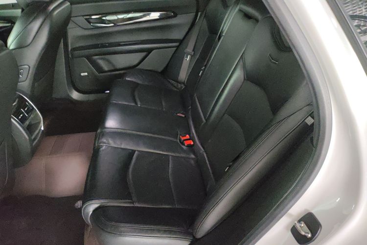 凯迪拉克CT6 2017款 28T 豪华型中控内饰21