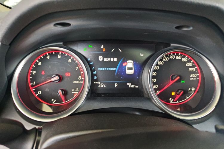 丰田 凯美瑞 2018款 2.0S 锋尚版局部细节14