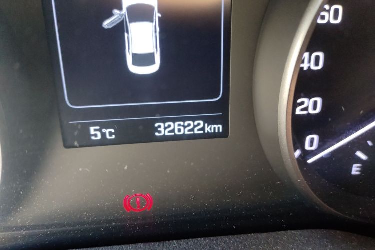 现代 领动 2016款 1.6L 自动智炫·精英型中控内饰15