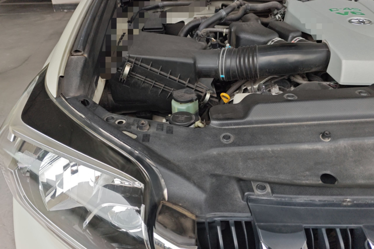 丰田 普拉多 2016款 3.5L 自动TX-L NAVI局部细节9006