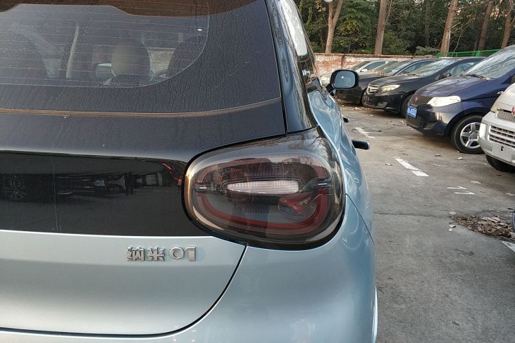 东风纳米 纳米01 2024款 430 Max智+车身外观9