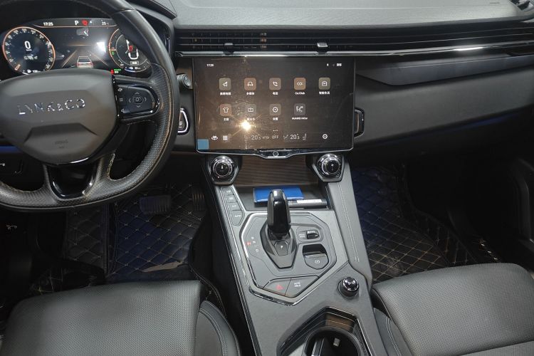 领克01 EM-P 2021款 1.5TD PHEV Halo中控内饰16