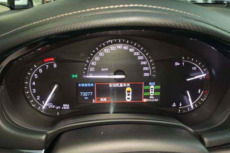 凯迪拉克XTS 2018款 28T 精英型中控内饰14