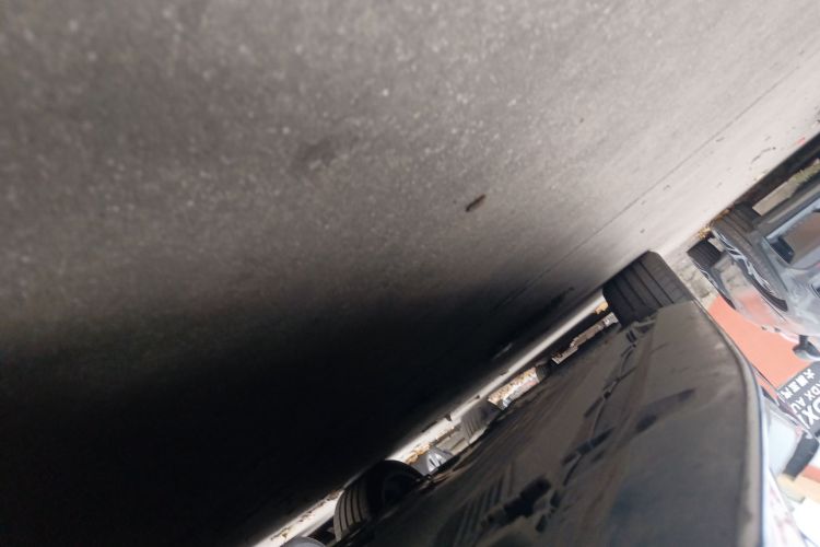 奔驰C级 2025款 C 260 L 运动版局部细节9001