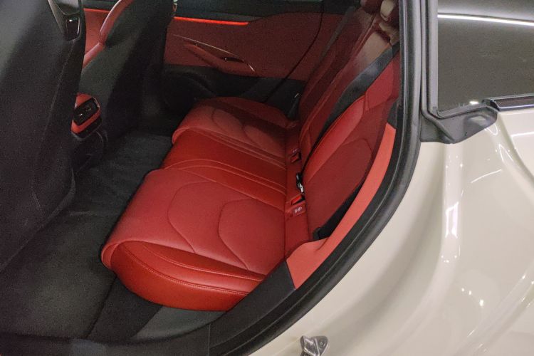 小米汽车 小米SU7 2024款 后驱超长续航高阶智驾Pro版中控内饰7004