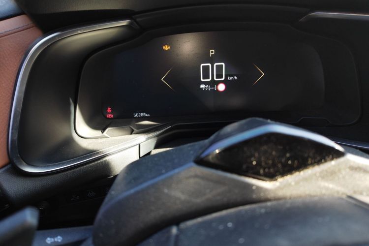 DS 7 2018款 45THP 里沃利先锋版中控内饰15