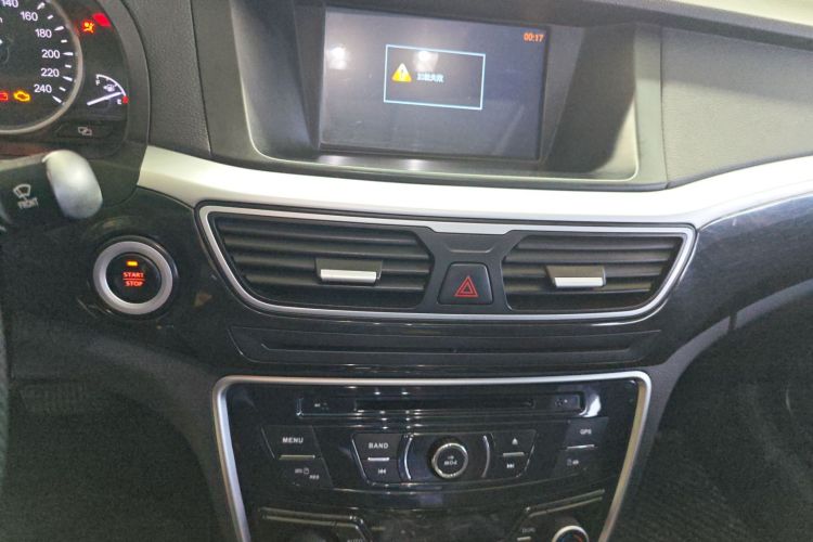 吉利汽车 博瑞 2015款 1.8T 舒适型中控内饰16