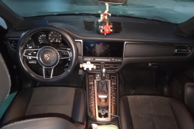保时捷 2021款 Macan 2.0T中控内饰12