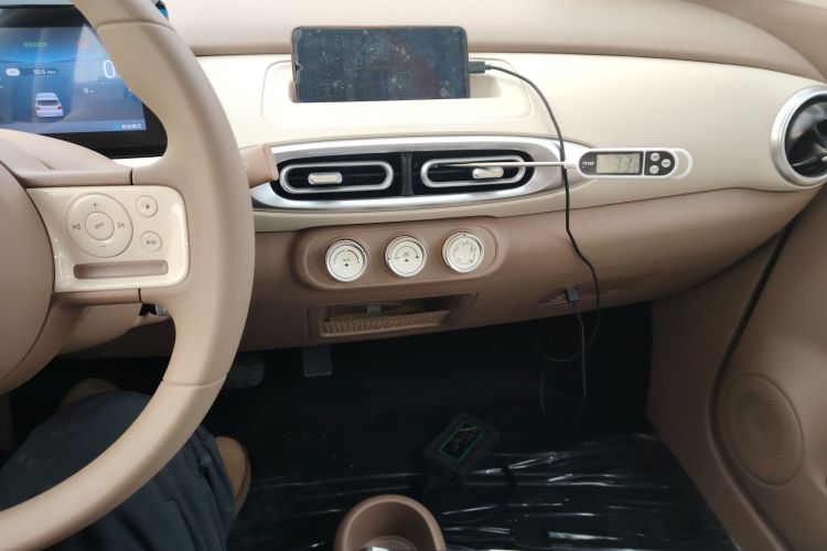 五菱汽车 宏光MINIEV 2025款 四门版 进阶款中控内饰16