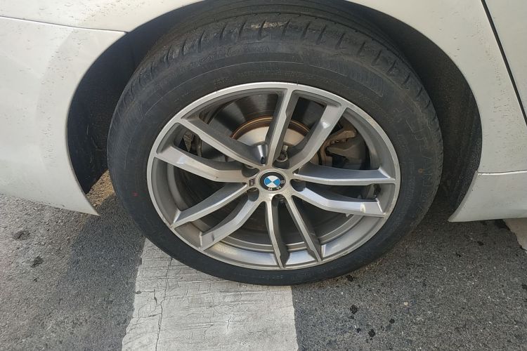 宝马5系 2019款 525Li M运动套装车身外观6008