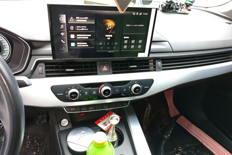 奥迪A4L 2022款 40 TFSI 时尚动感型中控内饰16