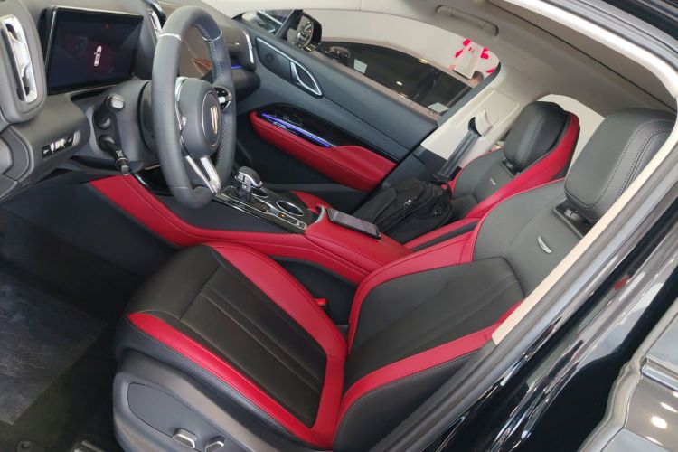 红旗HS3 2023款 1.5T 两驱善为版中控内饰19