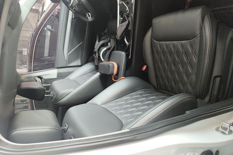 五菱汽车 五菱星辰 2022款 2.0L DHT电速款局部细节41