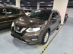 日产 奇骏 2017款 2.0L CVT舒适版 2WD