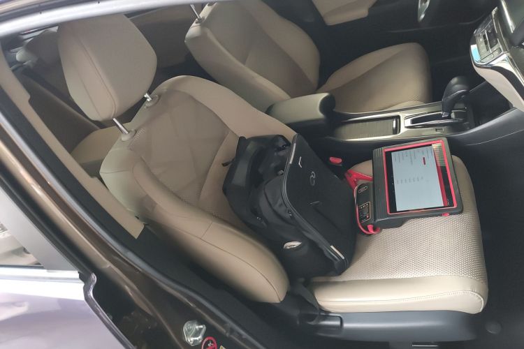 本田 杰德 2014款 1.8L 自动舒适精英版 5座局部细节41
