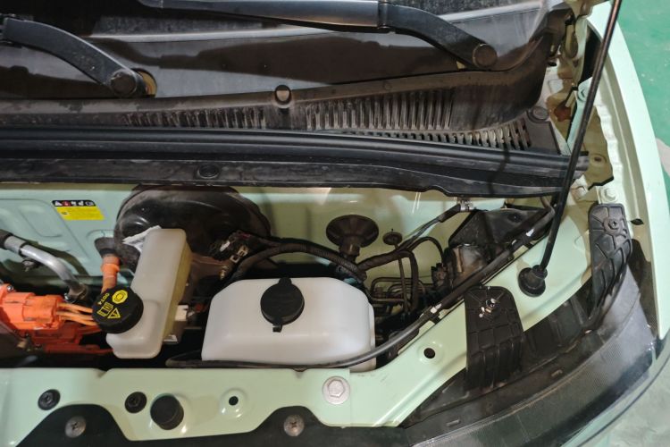 五菱汽车 宏光MINIEV 2021款 马卡龙时尚款 三元锂局部细节9007