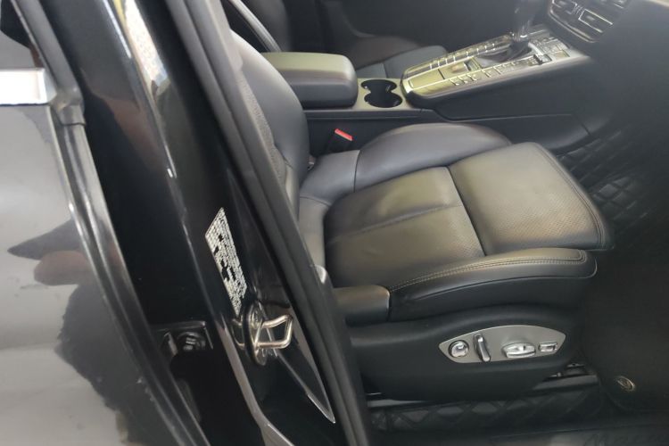 保时捷 2021款 Macan 2.0T中控内饰41