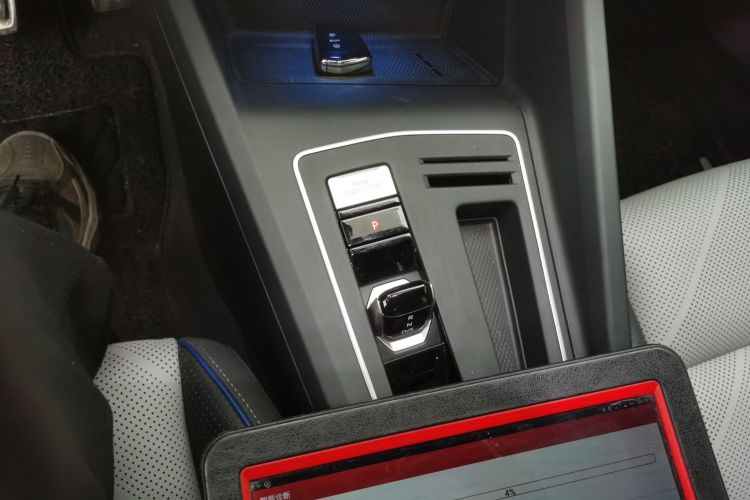 大众 高尔夫 2025款 300TSI R-Line局部细节18