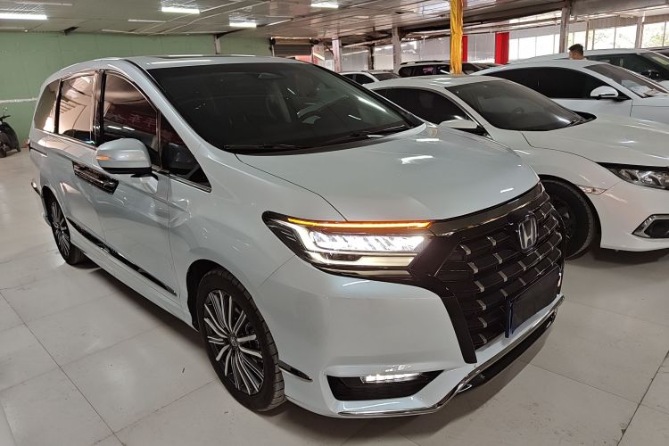 本田 艾力绅 2024款 2.0L e:HEV 豪华版车身外观6002