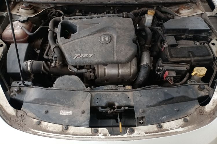 菲亚特 菲翔 2012款 1.4T 自动悦享版局部细节24