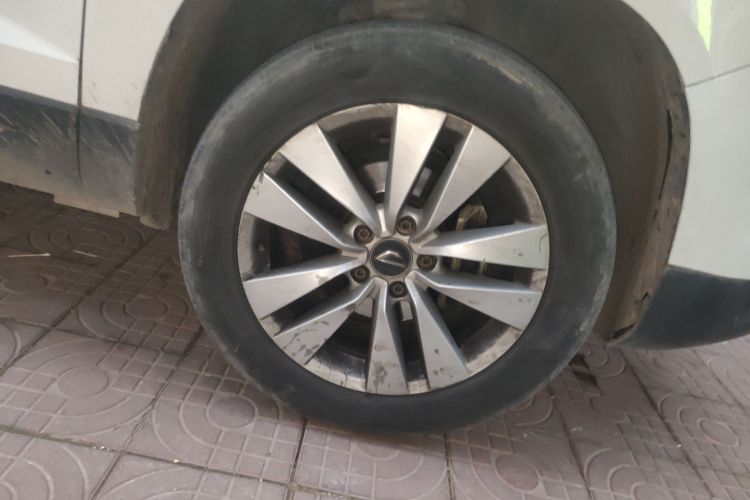 捷达VS5 2019款 280TSI 自动进取型车身外观10