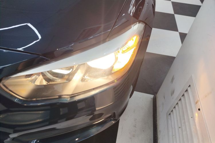 宝马1系(进口) 2016款 118i 领先型局部细节36