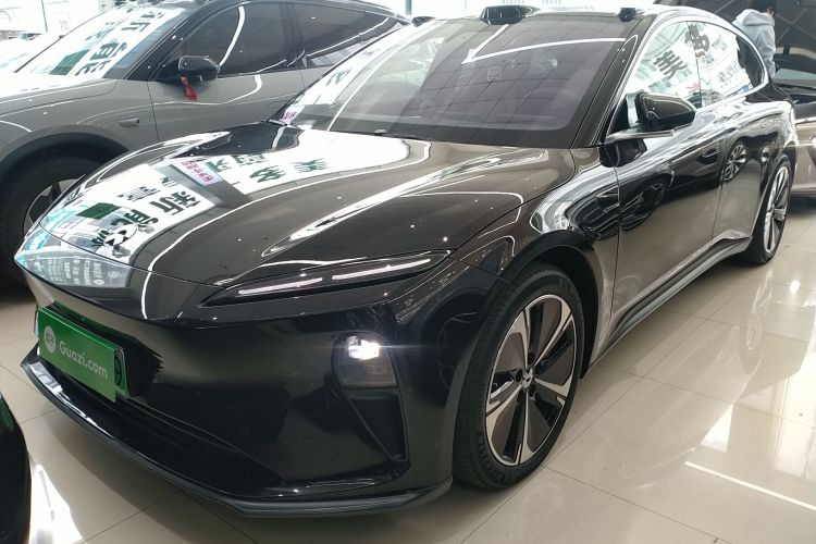 蔚来ET5T 2024款 75kWh Touring车身外观1